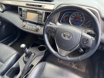 Toyota Rav4 2.2 D-4D Invincible 4WD Euro 5 5dr