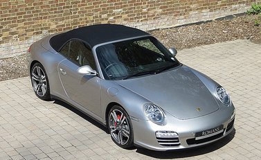 Porsche 911 (997) Carrera 4S Cabriolet 4