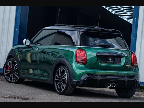 Mini Hatch 2.0 John Cooper Works Auto 3dr 31