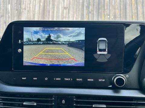 Hyundai i20 T-GDI PREMIUM MHEV 31