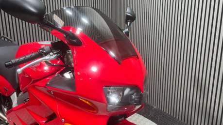 Honda VFR 2001 ONLY 13K FUEL INJECTED NON VTEC 1 OWNER NEW MOT 800CC 17