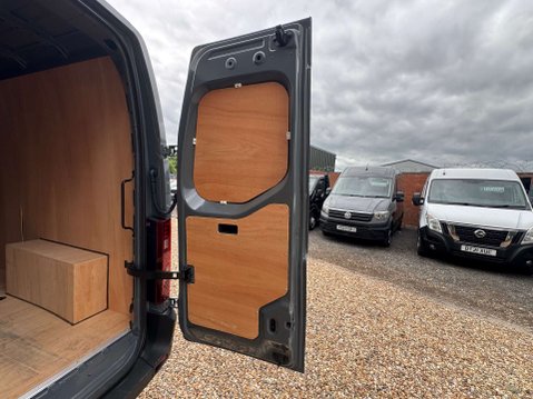 Renault Master 2.0 Master LM35 Advance DCI Auto 5dr 9