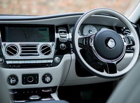 Rolls-Royce Ghost 16