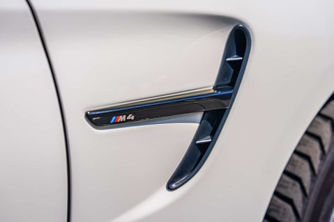 BMW M4 3.0 M4 Semi-Auto 2dr 37