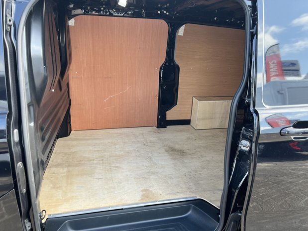 Ford Transit Custom Transit Custom 2.0 EcoBlue 136ps H1 Van Limited Auto 23