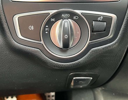 Mercedes-Benz C Class 2.0 C 300 AMG Line Premium Auto 4dr 71