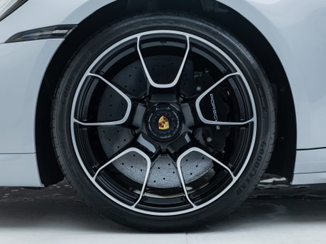 Porsche 911 Turbo S Cabriolet (992) 