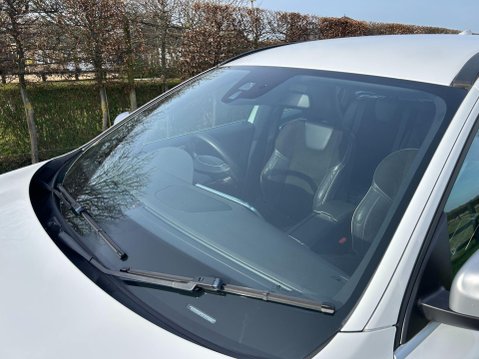 Volvo XC60 2.0 D4 R-Design Nav Auto Euro 6 (s/s) 5dr 7