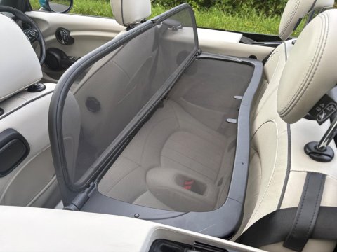 Mini Convertible COOPER 27