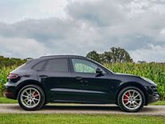 Porsche Macan TURBO PDK 3