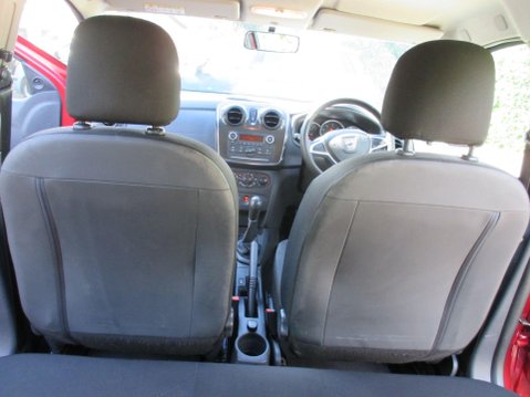 Dacia Sandero 1.0 SCe Ambiance Euro 6 5dr 31