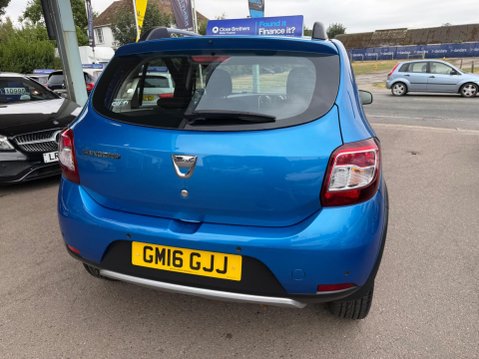 Dacia Sandero Stepway 1.5 dCi Laureate Euro 6 (s/s) 5dr 11