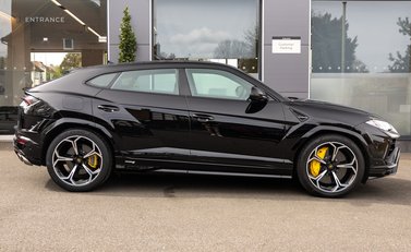 Lamborghini Urus S 3