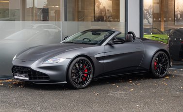 Aston Martin V8 Vantage ROADSTER 2