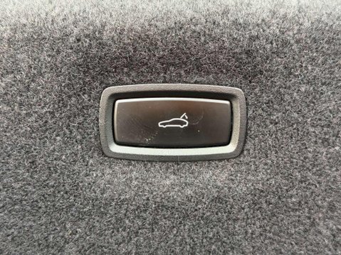 Porsche Taycan Performance 79.2kWh 4S Saloon 4dr Electric Auto 4WD (530 ps) 46