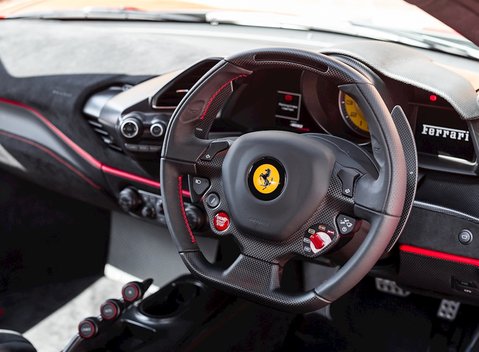Ferrari 488 Pista 11