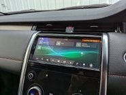 Land Rover Discovery Sport 2.0 Discovery Sport R-Dynamic SE D Auto 4WD 5dr 86