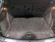 Porsche Macan 2.0 Macan Semi-Auto 4WD 5dr 46