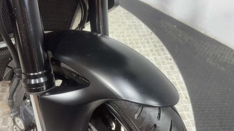 Yamaha MT-10 1000 Hyper-naked Mt 35k serviced extras new battery and MOT 15