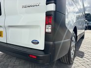 Renault Trafic LH30 Advance 150ps dCi Panel Van 21