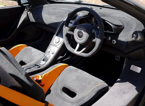 McLaren 675 LT Spider 9