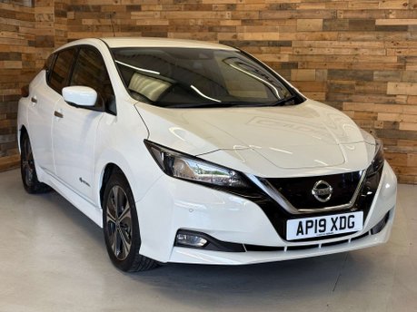Nissan LEAF 40kWh N-Connecta Hatchback 5dr Electric Auto (150 ps)