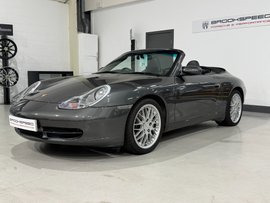 Porsche 911 Carrera 4 Cabriolet