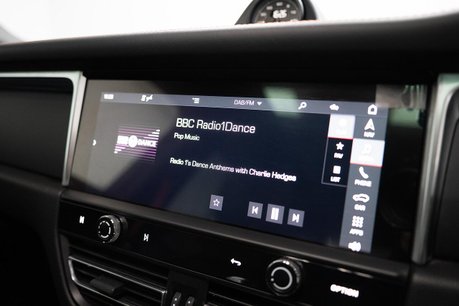 Porsche Macan 2.0T SUV 5dr Petrol PDK 4WD Euro 6 (s/s) (265 ps) 13