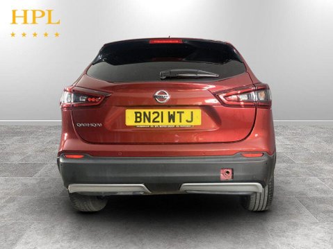 Nissan Qashqai 1.3 DIG-T N-Motion SUV 5dr Petrol DCT Auto Euro 6 (s/s) (160 ps) Cruise Co 6