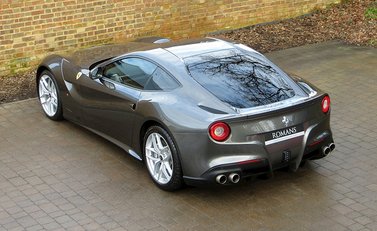 Ferrari F12 Berlinetta 8