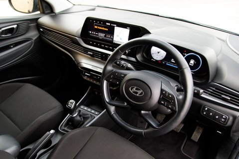 Hyundai i20 T-GDI PREMIUM 4