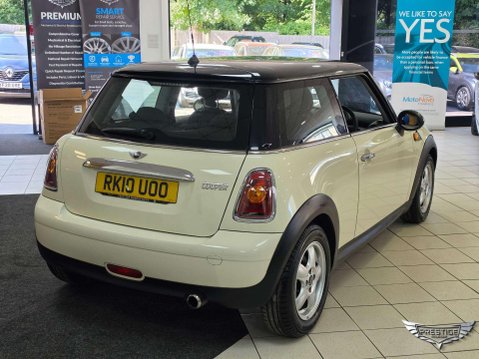 Mini Hatch 1.6 Cooper Steptronic Euro 4 3dr 77