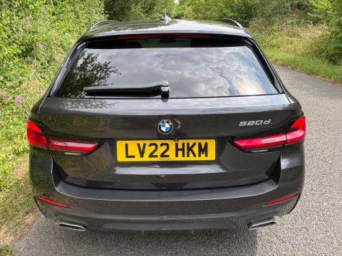 BMW 5 Series 520D M SPORT TOURING MHEV 8