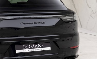 Porsche Cayenne Turbo S E-Hybrid Coupe 28