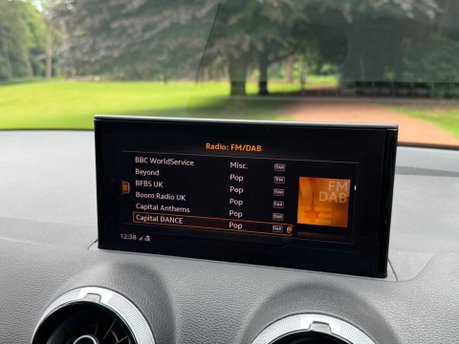 Audi Q2 TFSI S LINE 27