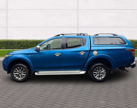 Mitsubishi L200 2.4 L200 Barbarian DI-D Auto 4WD 4