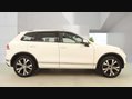 Volkswagen Touareg 3.0 Touareg V6 R-Line TDI BlueMotion Technology Auto 4WD 5dr 5