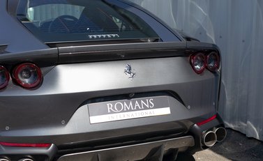 Ferrari 812 Superfast 20