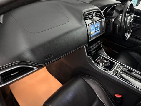 Jaguar XE 2.0i R-Sport Auto Euro 6 (s/s) 4dr 28