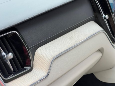 Volvo XC60 RECHARGE T8 INSCRIPTION PRO AWD 14
