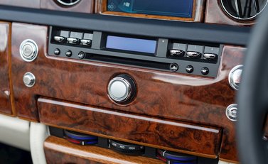 Rolls-Royce Phantom Drophead Coupe 22