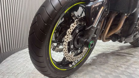 Kawasaki Z900 2019 69 PLATE FULL AKRAPOVIC ONLY 15K STUNNING NAKED BIKE 47