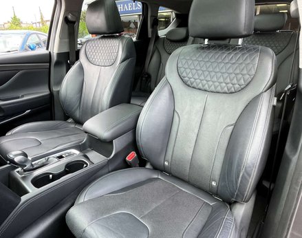 Hyundai SANTA FE 2.2 Santa Fe Premium SE CRDi Auto 4WD 5dr 85