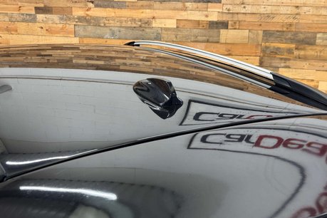 Volvo V40 1.6 T4 Lux Hatchback 5dr Petrol Powershift Euro 5 (s/s) (180 ps) 74