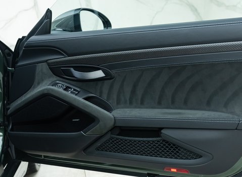 Porsche Cayman GT4 RS (718) 25