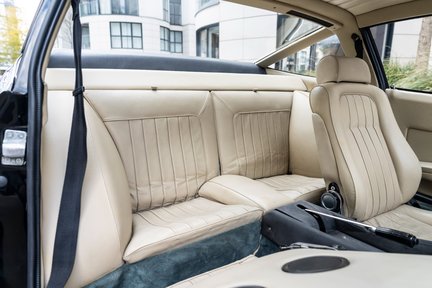 Ferrari 365 GTC/4 25