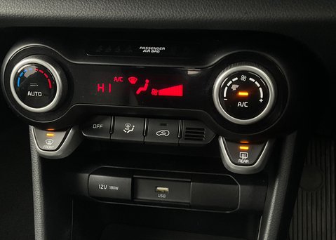 Kia Picanto 1.0 X-Line S 21