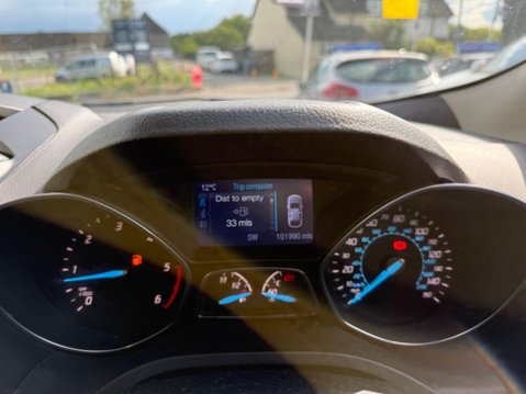 Ford Kuga 2.0 TDCi Titanium 2WD Euro 5 5dr 10