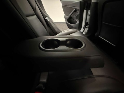 Tesla Model 3 Model 3 Long Range AWD 4WD 4dr 35