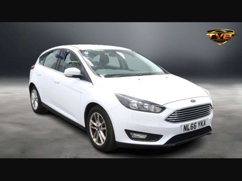 Ford Focus 1.0 Focus Zetec 5dr *NATIONAL DELIVERY* 1